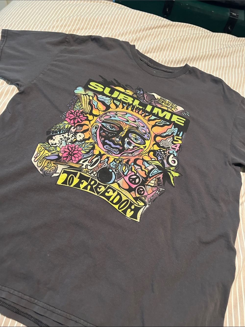 Sublime Hope to Freedom Tshirt - Picture 4 of 6